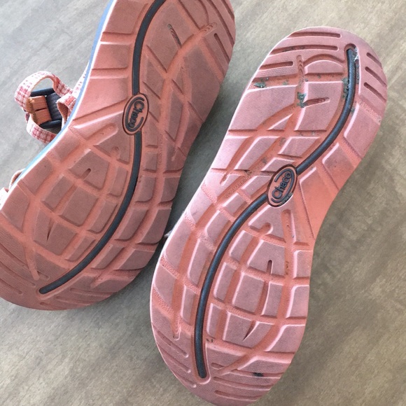 Women’s Chacos EUC - Picture 3 of 4